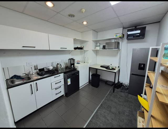 357M² OFFICE TO LET IN RIVONIA